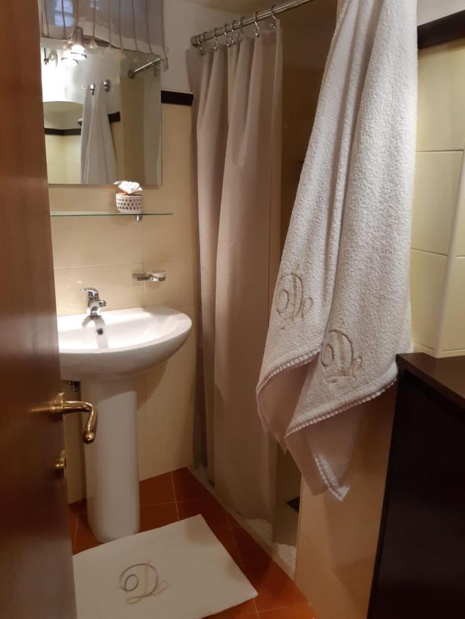 Donna Lucrezia Dimora A Corte B&B กอนแวร์ซาโน ภายนอก รูปภาพ