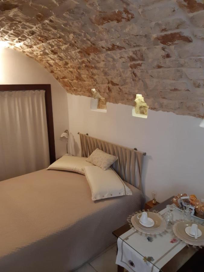 Donna Lucrezia Dimora A Corte B&B กอนแวร์ซาโน ภายนอก รูปภาพ